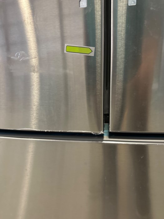 2023 Samsung 27 cu. ft. Large Capacity 3Door French Door Refrigerator For Sale Retail