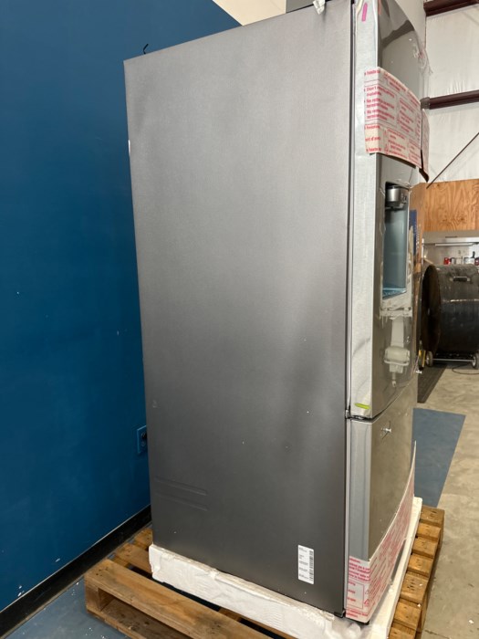 2023 Samsung Model 27 cu. ft. Large Capacity 3Door French Door Refrigerator with Dual Ice Maker