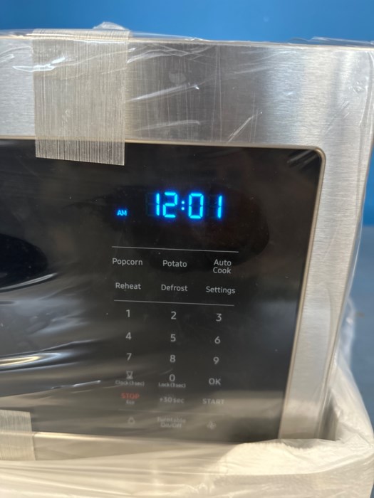 2023 Samsung Smart SLIM 1.1cu ft OvertheRange Microwave For Sale