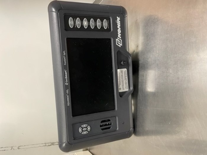 (3) Plexur M Heater (1) Sensmart Oximeter (1) Suction Regulator (2