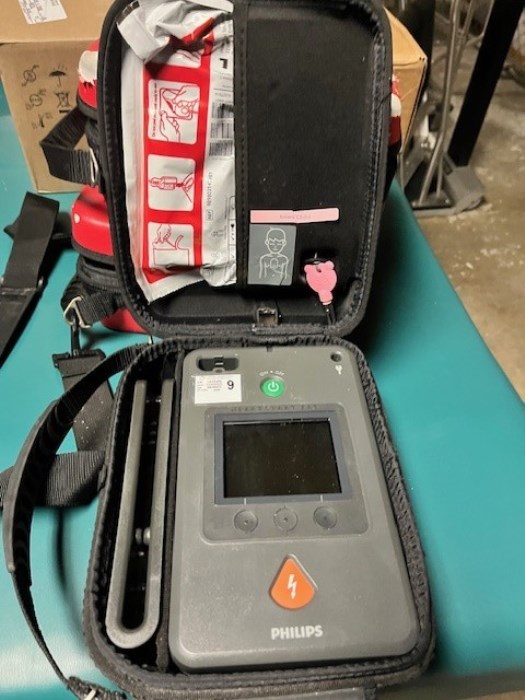 (4) Defibrillators (6) Wall Mounted Otoscopes for sale