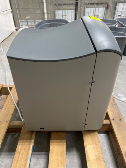 Beckman Coulter Automated Differential Cell Counter for sale