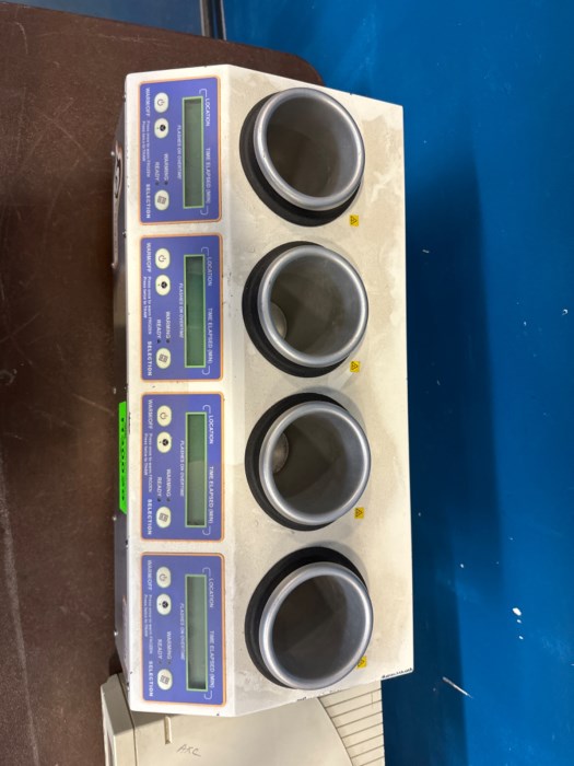 Creche Innovations + BioRad Power Pac 3000 + 5 Load Measurement Unit