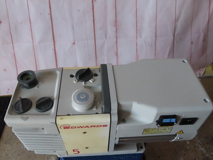 Edwards RV5 Dual Stage Rotary Vane Vacuum Pump (A65301903) for sale