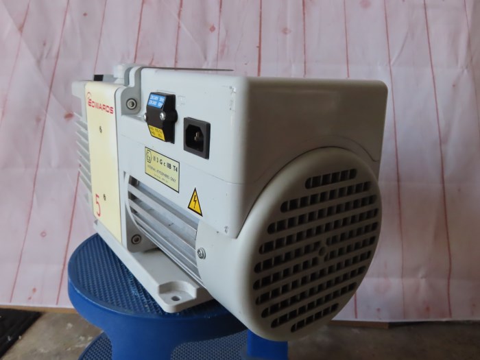 Edwards RV5 Dual Stage Rotary Vane Vacuum Pump (A653-01-903) for sale