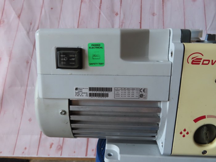 Edwards RV5 Dual Stage Rotary Vane Vacuum Pump (A653-01-903) for sale