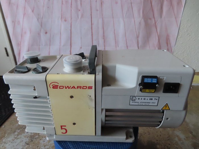 Edwards RV5 Dual Stage Rotary Vane Vacuum Pump (A65301903) for sale