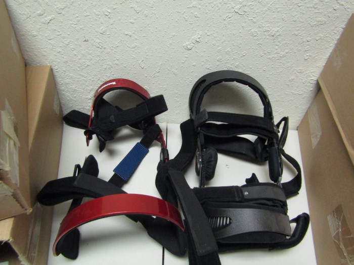 Lot of 10 Knee Braces for sale