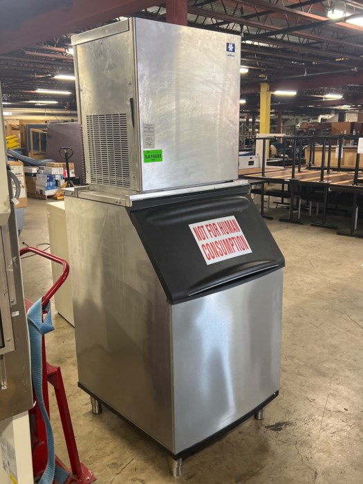 Manitowoc Model B570 Ice Maker for sale