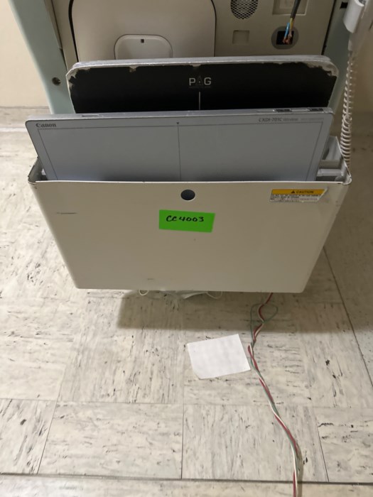 Mobile Dart Evolution (SHIMADZU) (PORTABLE XRAY MACHINE) for sale