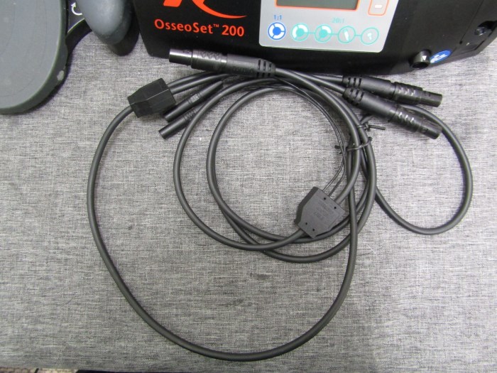 Nobel Biocare OsseoSet 200 Type SI915 Dental Implant System w/ SNU1