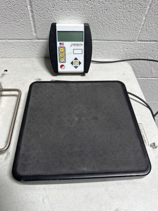 SCALETRONIX 4802 MEDICAL PEDIATRIC NEONATAL INFANT BABY STAINLESS