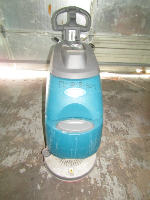Tennant T2 WalkBehind 24V Battery Floor Scrubber for sale