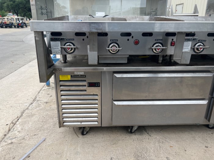 Vulcan Flat Top Grills & Traulsen Under-storage for sale