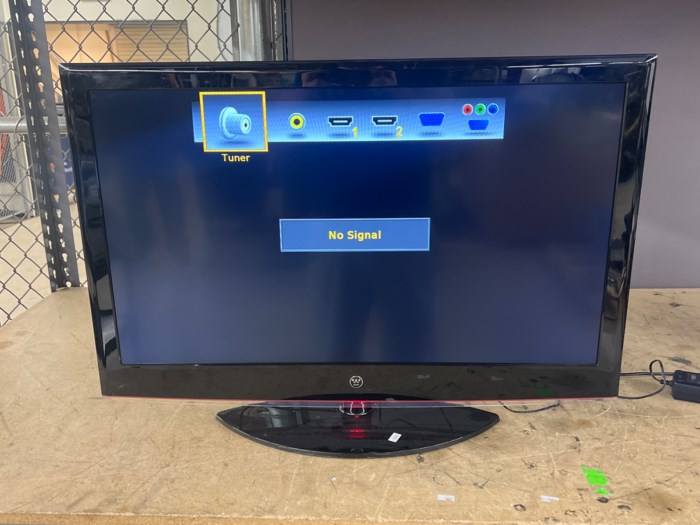 Westinghouse Digital Model LD 3265 Televisions (Lot of 4) for sale